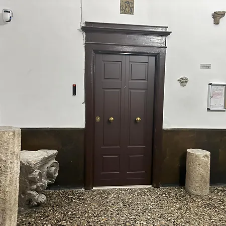 Penzion GoldenSuite Taranto *